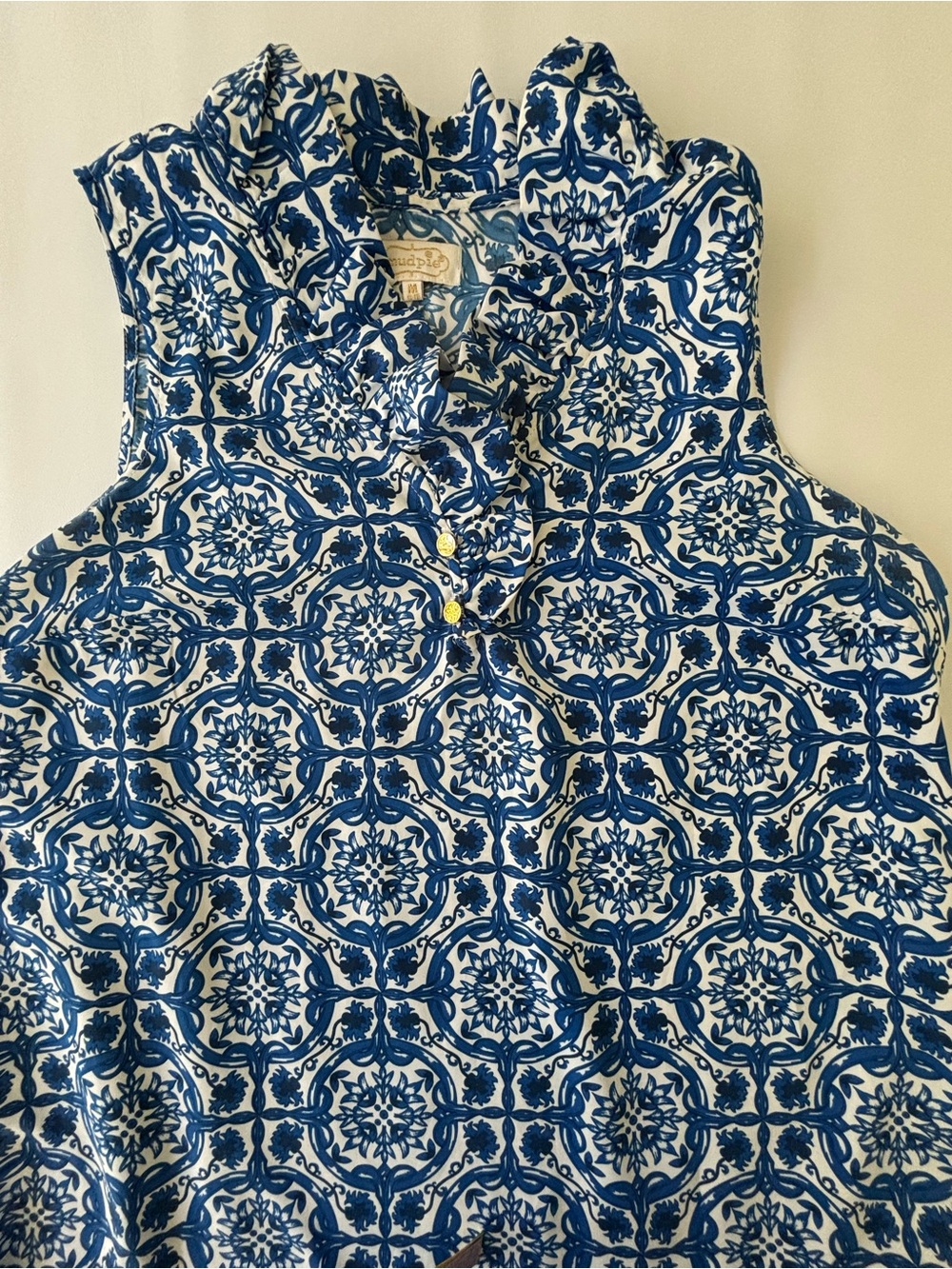 Mudpie, medium, sleeveless, ruffle neck top, blue/white